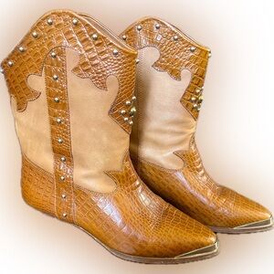 1980s Vintage 9 West leather studded Cowgirl boots. Size 6.5
